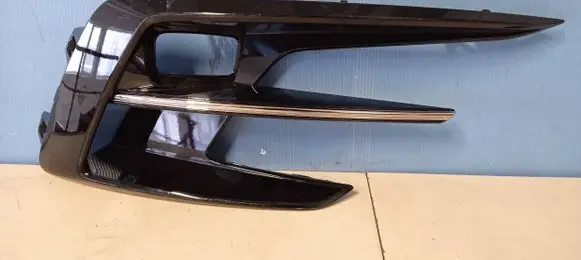 Renault Megane IV Front bumper lower grill 261A25239R