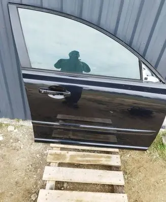 Volvo S40 Front door