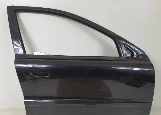 Volvo V70 Front door