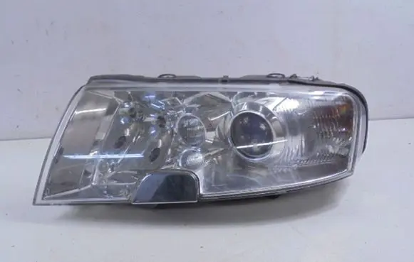 Skoda Superb B5 (3U) Headlight/headlamp 246745-00