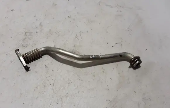 Skoda Karoq Turbo turbocharger oiling pipe/hose 05L145736B