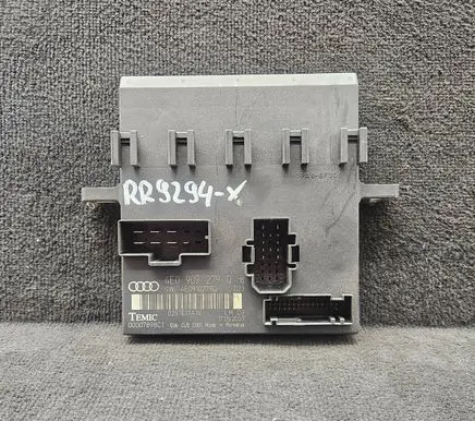 Audi A8 S8 D3 4E Comfort/convenience module 4E0907279Q 4E0910279Q