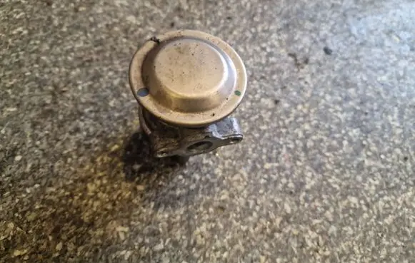 Audi A6 S6 C6 4F EGR valve
