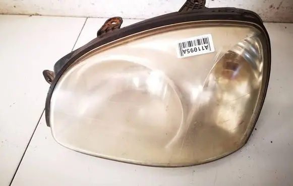 Hyundai Santa Fe Headlight/headlamp 9210126XXX