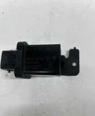 Hyundai Tucson TL Glow plug pre-heat relay 368302UTL0 200205 GA602B54