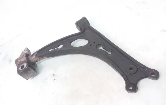 Volkswagen Touran I Front lower control arm/wishbone
