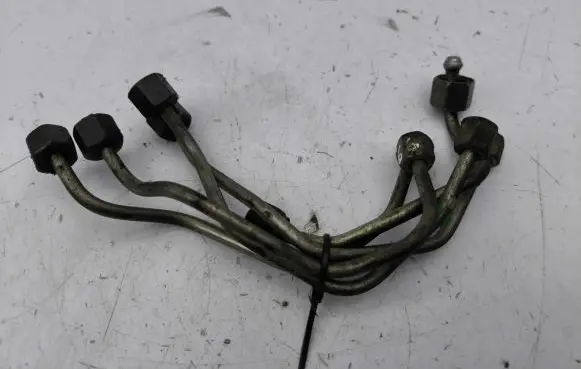Citroen C4 II Picasso Fuel injector supply line/pipe 