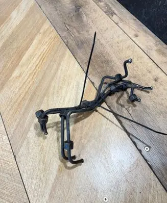 Opel Zafira A Fuel injector supply line/pipe
