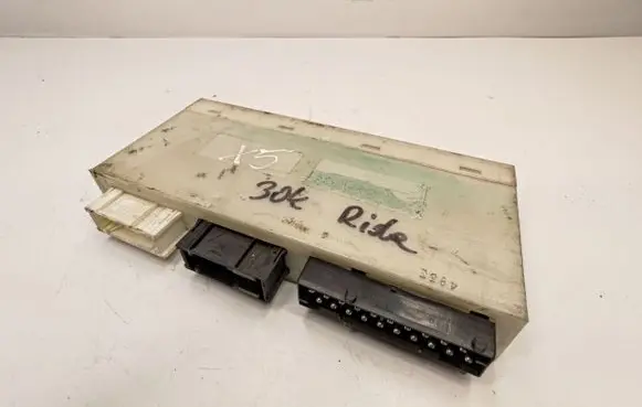 BMW X5 E53 Central body control module 6946947 61356946947 6935890