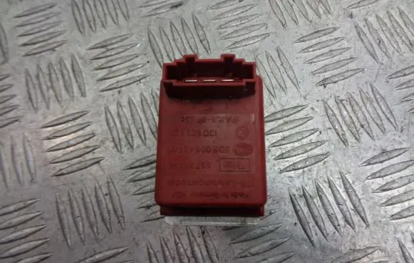 Seat Leon (1M) Heater blower fan relay 1J0907521