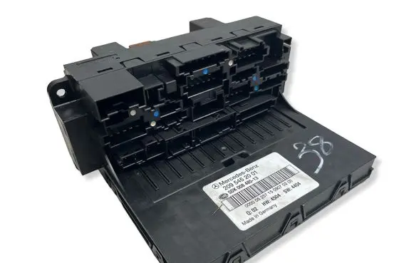 Mercedes-Benz CLK A209 C209 Fuse module 2095452001