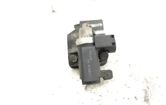 Audi A4 S4 B7 8E 8H Turbo solenoid valve 72190315 04T341