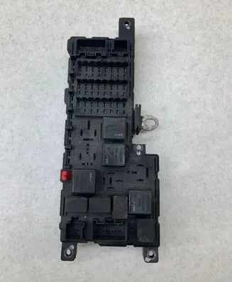 Volvo V70 Fuse module 8678449 518829007 030909081225