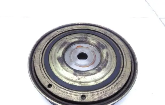 Volvo V50 Crankshaft pulley 9643354180