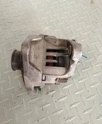 Audi A6 S6 C5 4B Generator/alternator