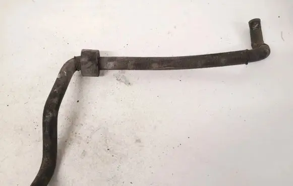 Volkswagen Touran I Engine coolant pipe/hose
