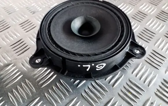 Nissan Juke I F15 Rear door speaker 28156EE500