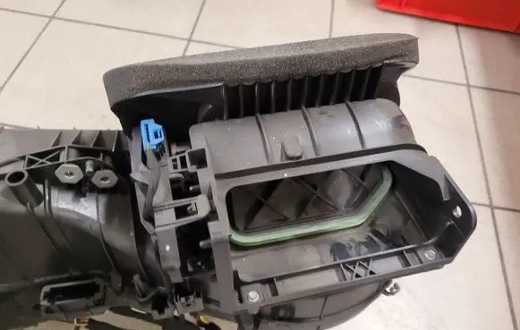 Skoda Octavia Mk2 (1Z) Interior heater climate box assembly