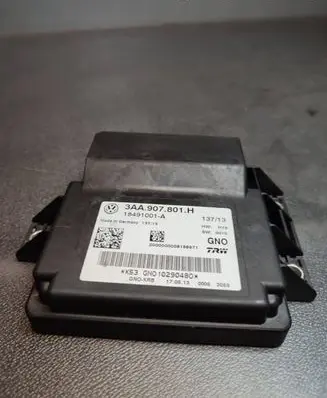 Volkswagen PASSAT B6 Hand brake control module 3AA907801H