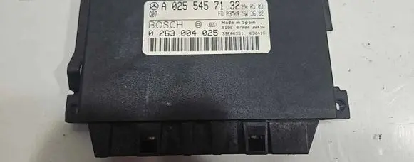 Mercedes-Benz E W211 Parking PDC control unit/module A0255457132 39E00351 0263004025