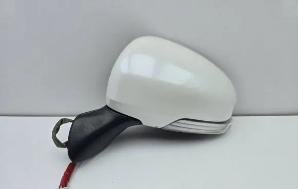 Toyota Prius (XW30) Front door electric wing mirror E4023405