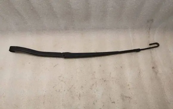 Audi A8 S8 D2 4D Front wiper blade arm 4D1955408K