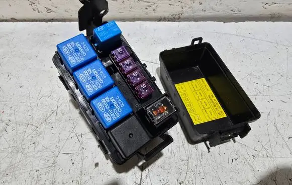 KIA Ceed Fuse module 0911140029