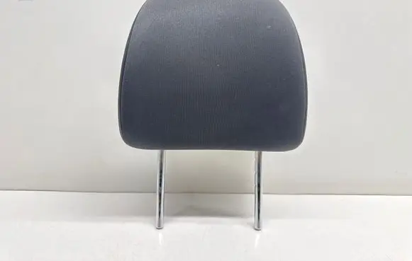 Toyota Verso Front seat headrest