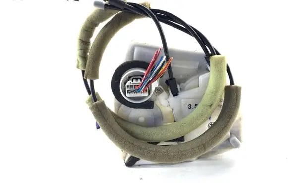 Mazda 6 Front door lock 