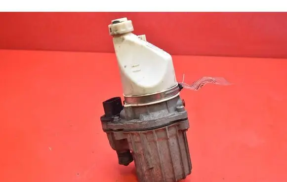 Opel Astra H Power steering pump 13192897