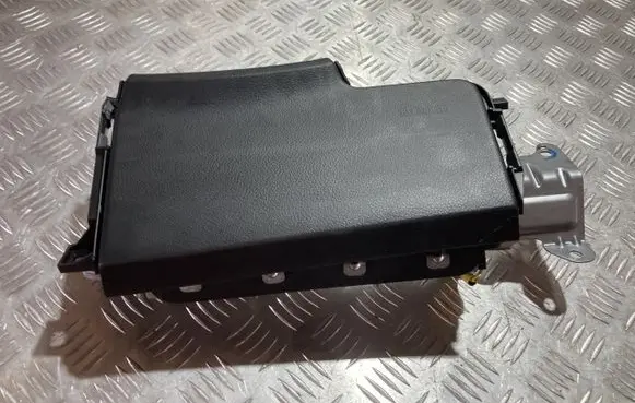 Suzuki Vitara (LY) Knee airbag PK17027