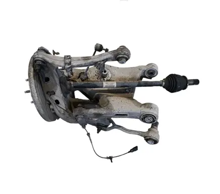 Rear wheel hub spindle/knuckle