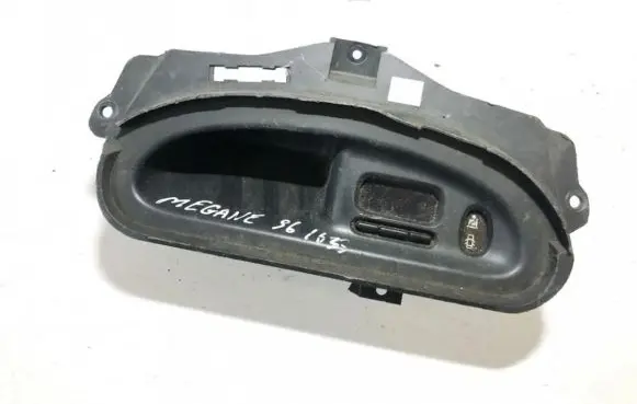 Renault Megane I Screen/display/small screen 7700840351 m3202