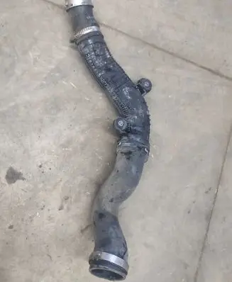 Volkswagen PASSAT B7 USA Engine coolant pipe/hose 5C0122051N