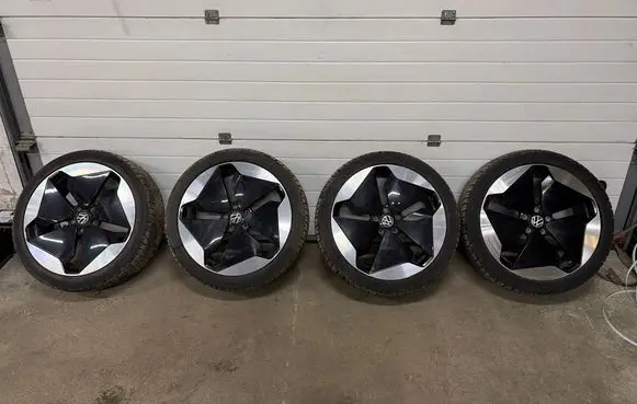 Volkswagen ID.3 R20 alloy rim 10A601025B