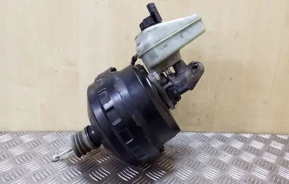 Audi TT TTS Mk2 Brake booster 8J2614105N