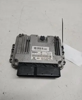 Hyundai Santa Fe Engine control unit/module 3910127805