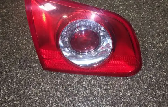 Volkswagen PASSAT B6 Tailgate rear/tail lights