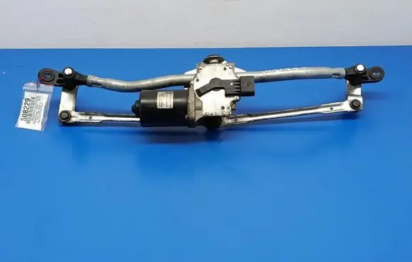 Skoda Fabia Mk2 (5J) Front wiper linkage and motor 5J1955113C