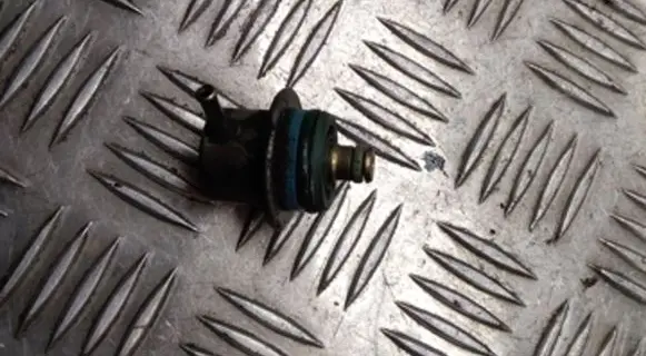 Fuel pressure sensor