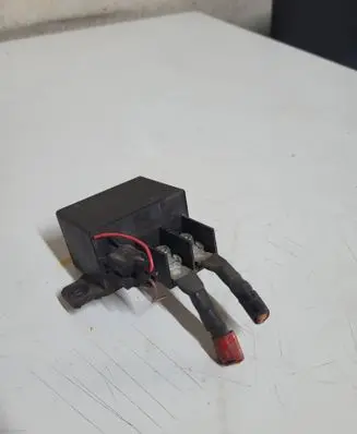 Mercedes-Benz ML W163 Charging relay A0025423819 V23132A2001X14