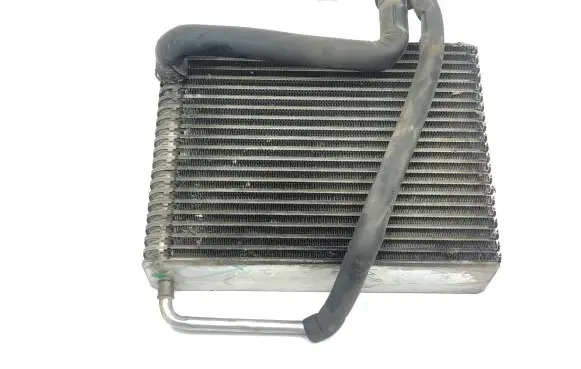 Air conditioning (A/C) radiator (interior)