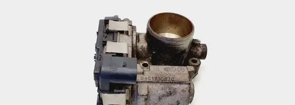 Volkswagen Golf VII Throttle valve 04C133062C