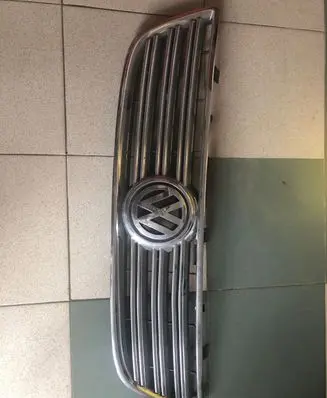 Volkswagen Phaeton Front grill 3D0853653