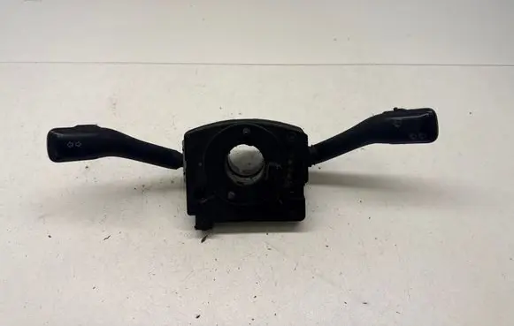 Volkswagen Golf IV Wiper turn signal indicator stalk/switch 1J0959654AG