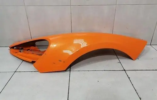 McLaren 600LT Fender 13A0681CP