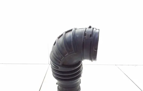Chrysler Grand Voyager III Air intake hose/pipe 4612529