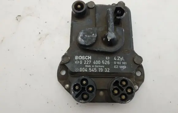 Mercedes-Benz 190 W201 Combustion control unit/module 0045451932 0227400526