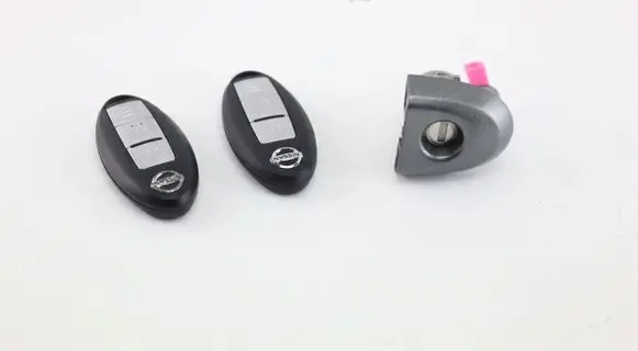 Nissan Bluebird Sylphy II Ignition key/card 