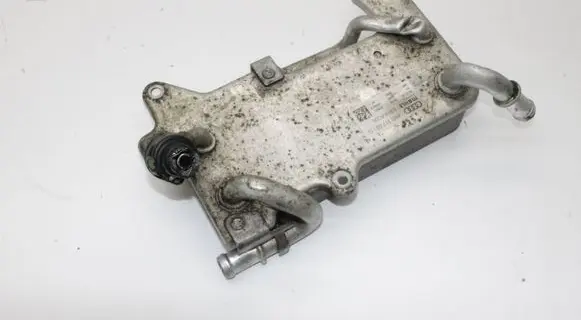 Audi Q7 4M Engine oil radiator 4M0317021G